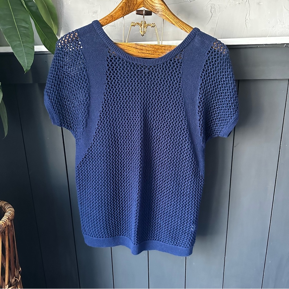 A.N.A. A New Approach Women's Navy Short Sleeve Knit Pullover Sweater Top M